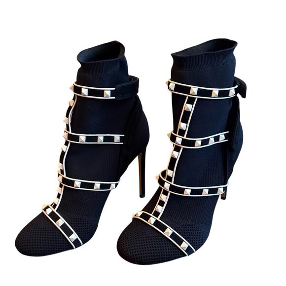 Valentino Garavani Rockstud Bodytech Caged Ankle Booties Black EU 40 US 10 - Picture 3 of 12